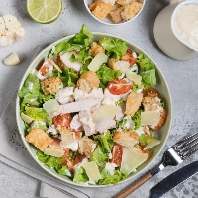 Caesar-salad-with-croutons Caesar-salad-with-croutons